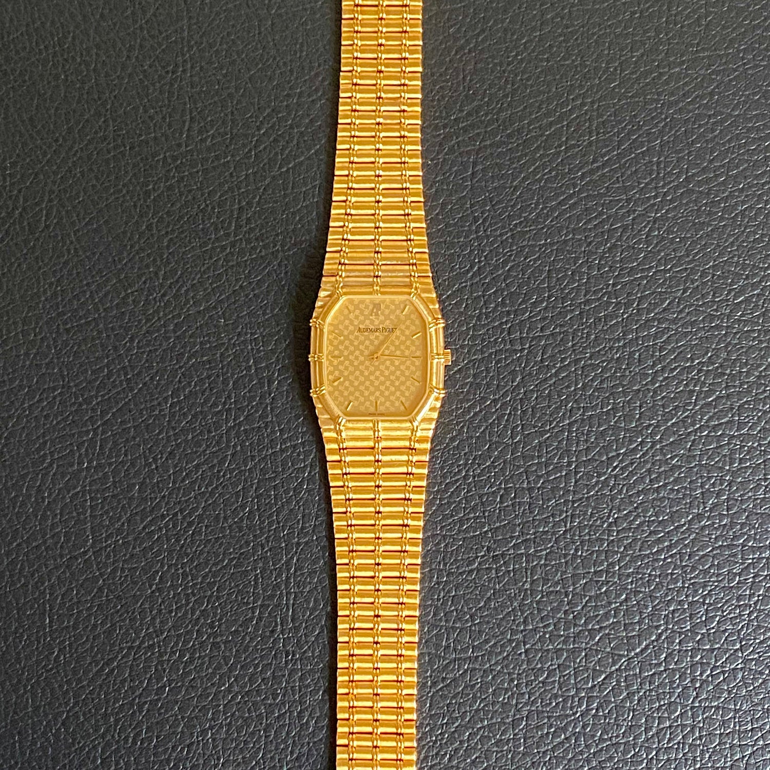 Audemars Piguet Bamboo Vintage Men's Watch 18K Gold Manual Winding - PM Vintage Watches - Audemars Piguet