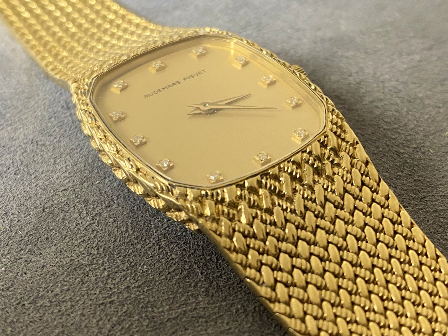Audemars Piguet Cobra Vintage Watch Yellow Gold Manual Winding - PM Vintage Watches - Audemars Piguet
