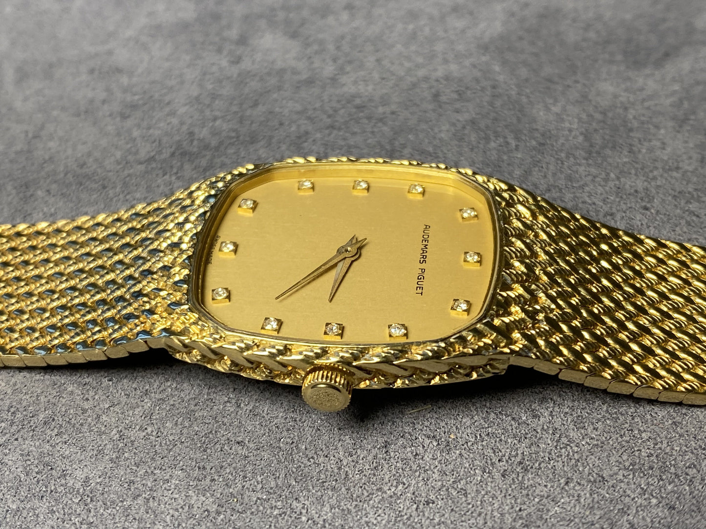 Audemars Piguet Cobra Vintage Watch Yellow Gold Manual Winding - PM Vintage Watches - Audemars Piguet
