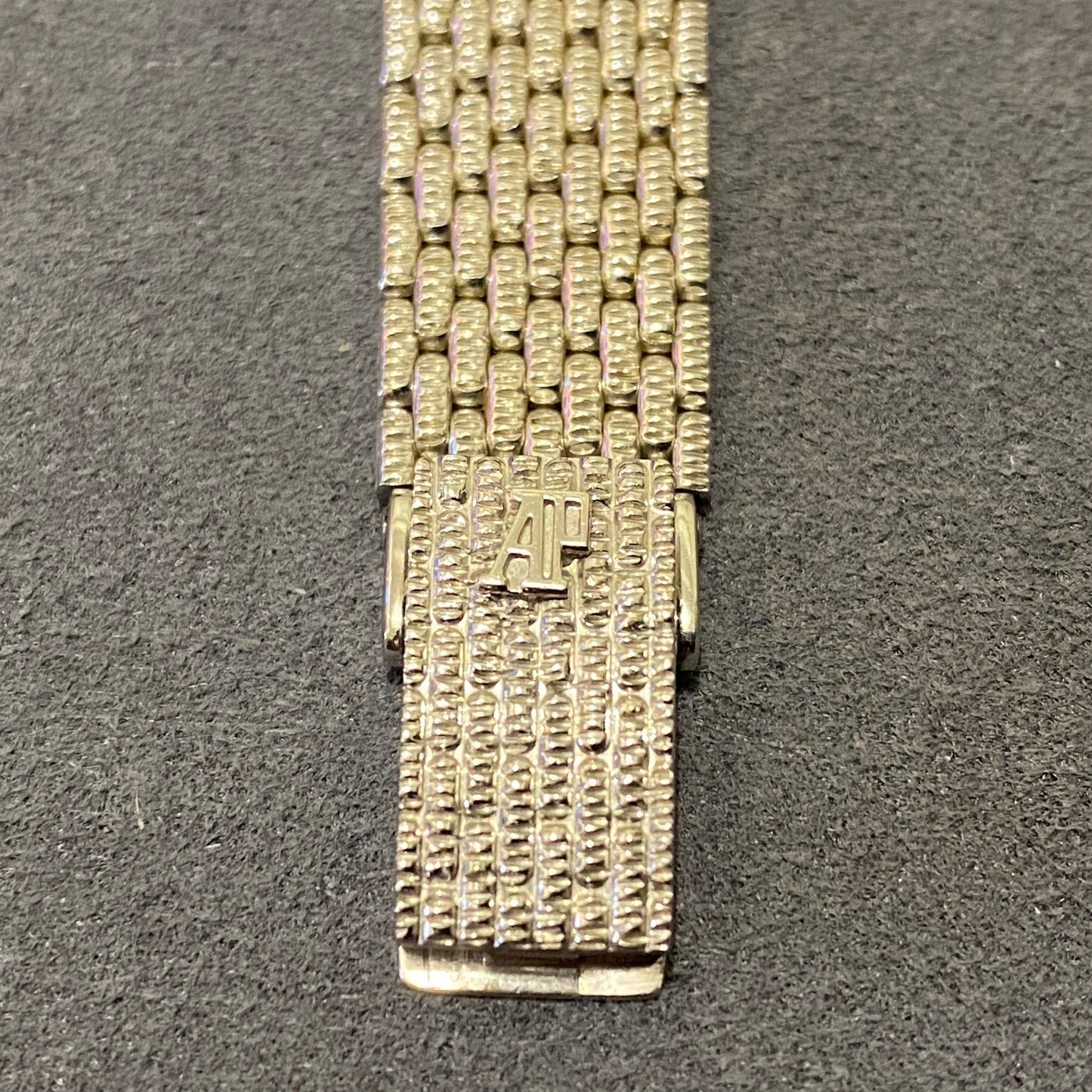 Audemars Piguet Diamond Ladies Watch White Gold - PM Vintage Watches - Audemars Piguet