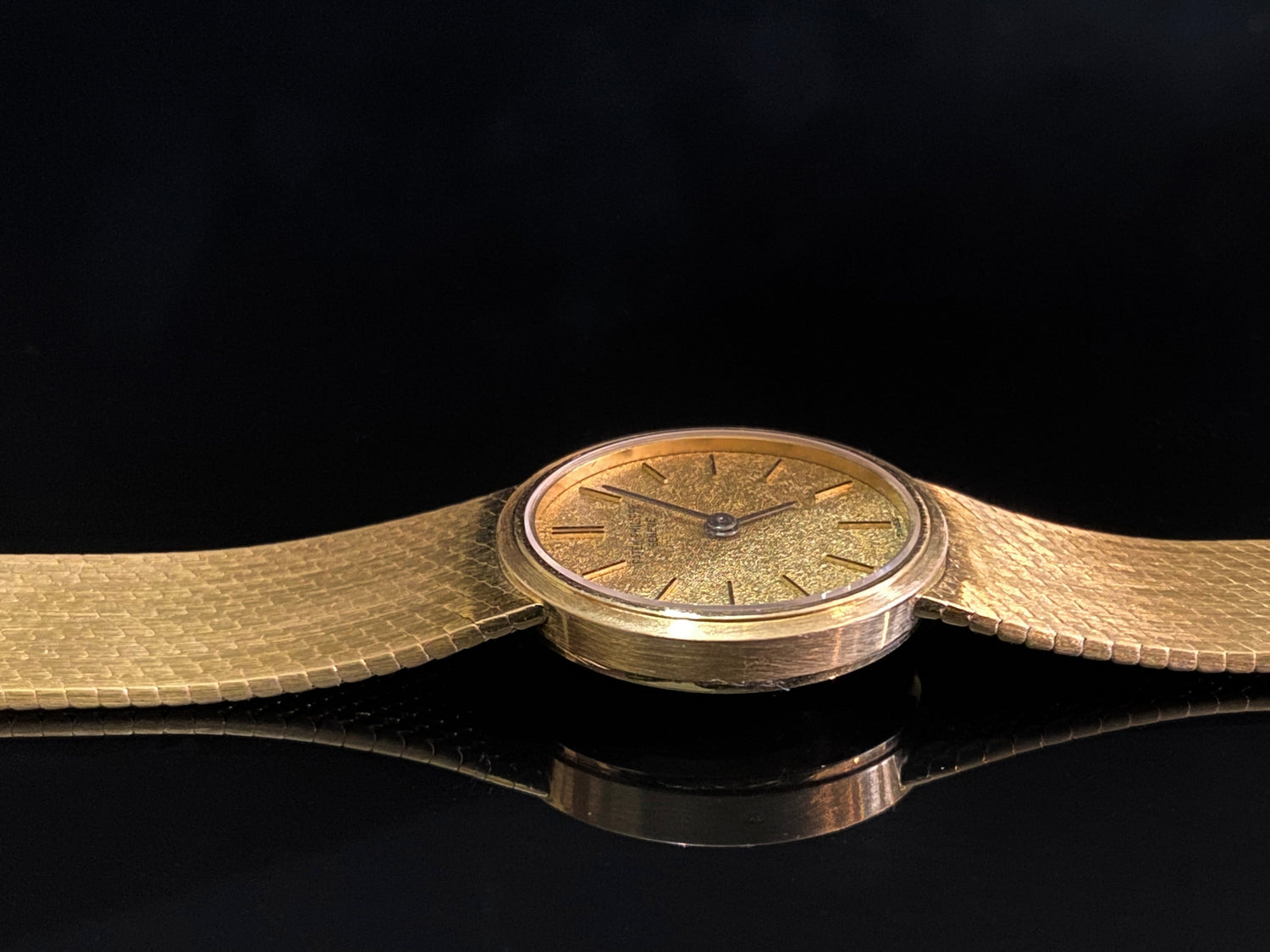 Patek Philippe Vintage 18k Gold Watch - PM VINTAGE WATCHES - Patek Philippe